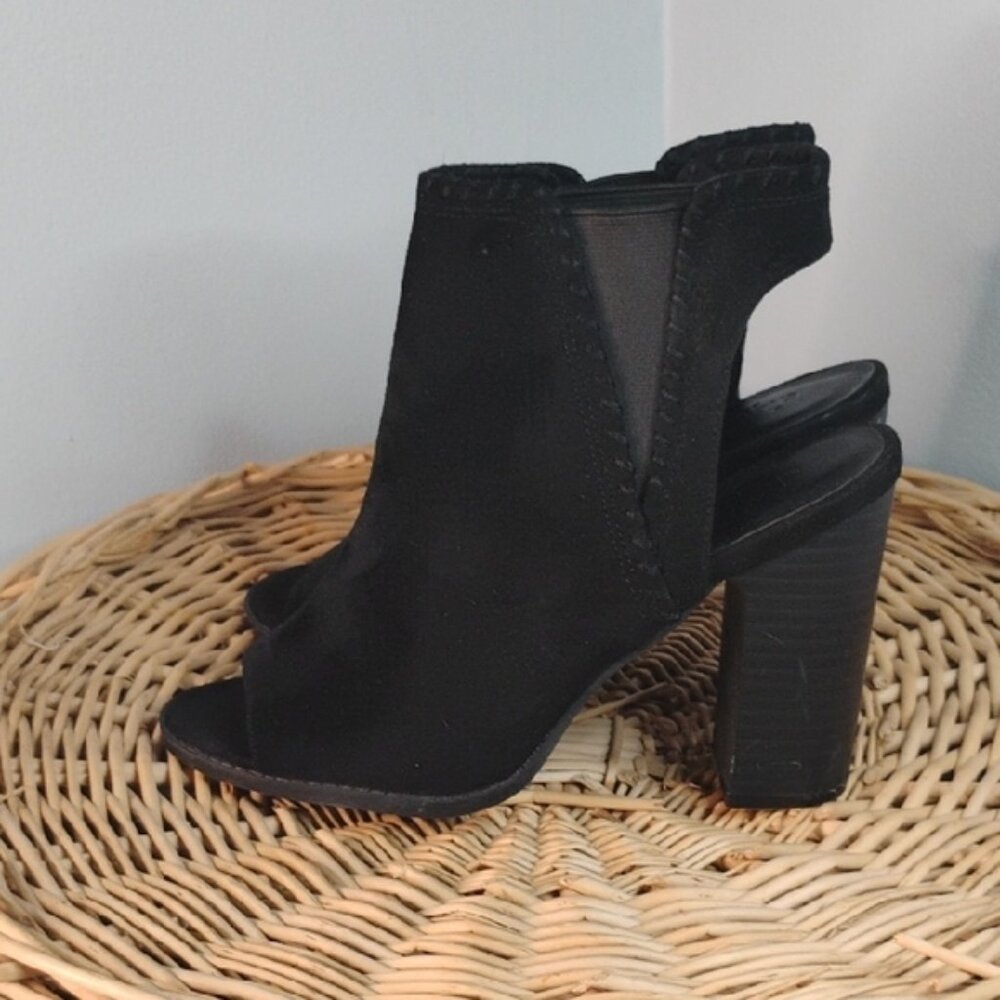 Charlotte Russe Black Heeled Peep Toe Open Heel High Heel Shoes Size 7M
